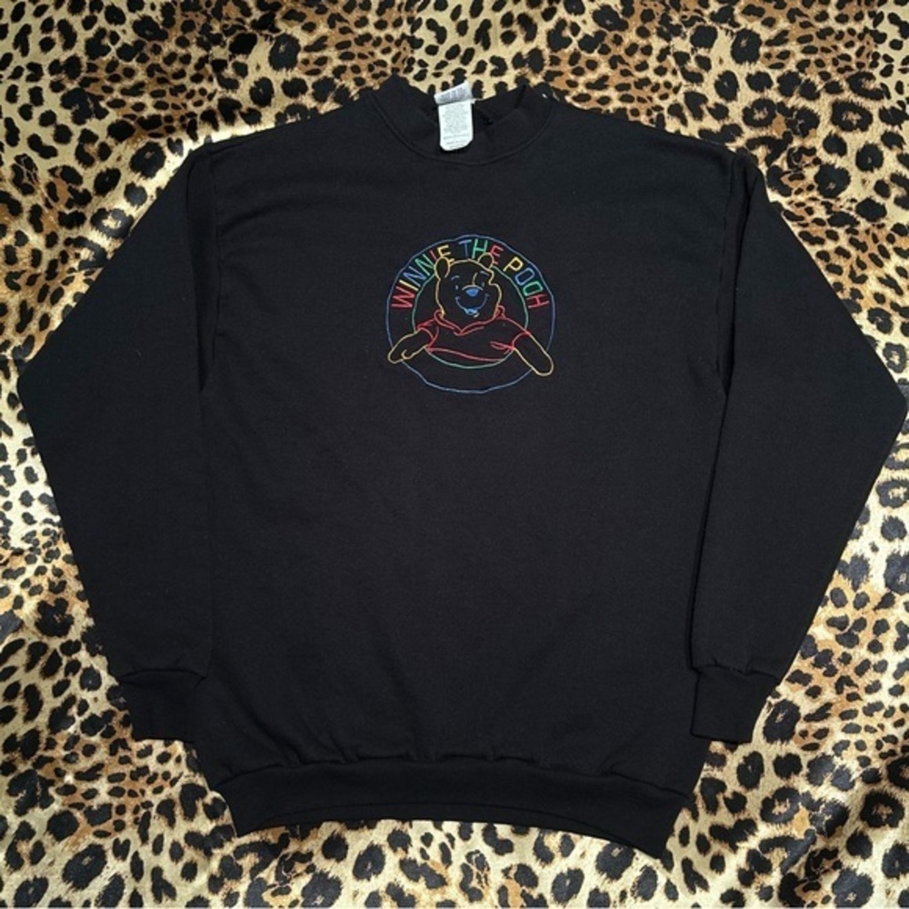 Vintage Disney Winnie the Pooh Embroidered Black Crewneck Sweatshirt
